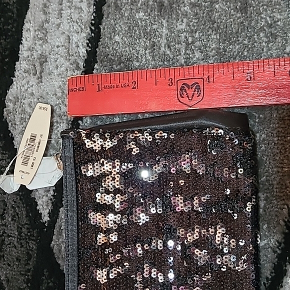 Victoria Secret Reversible Sequins Bling Charm Clutch Purse PRICE FIRM - Picture 12 of 14